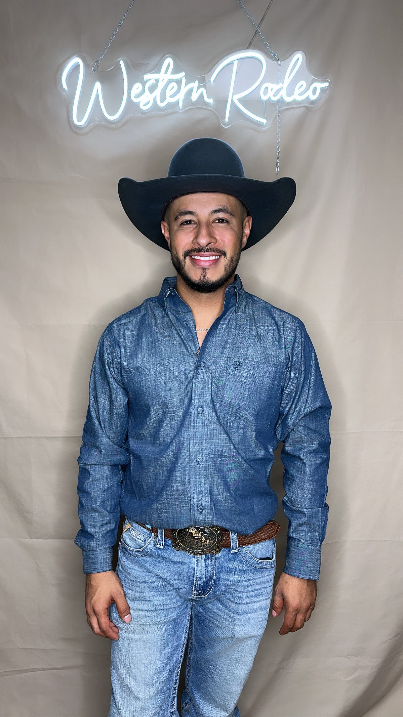 Ariat team logo