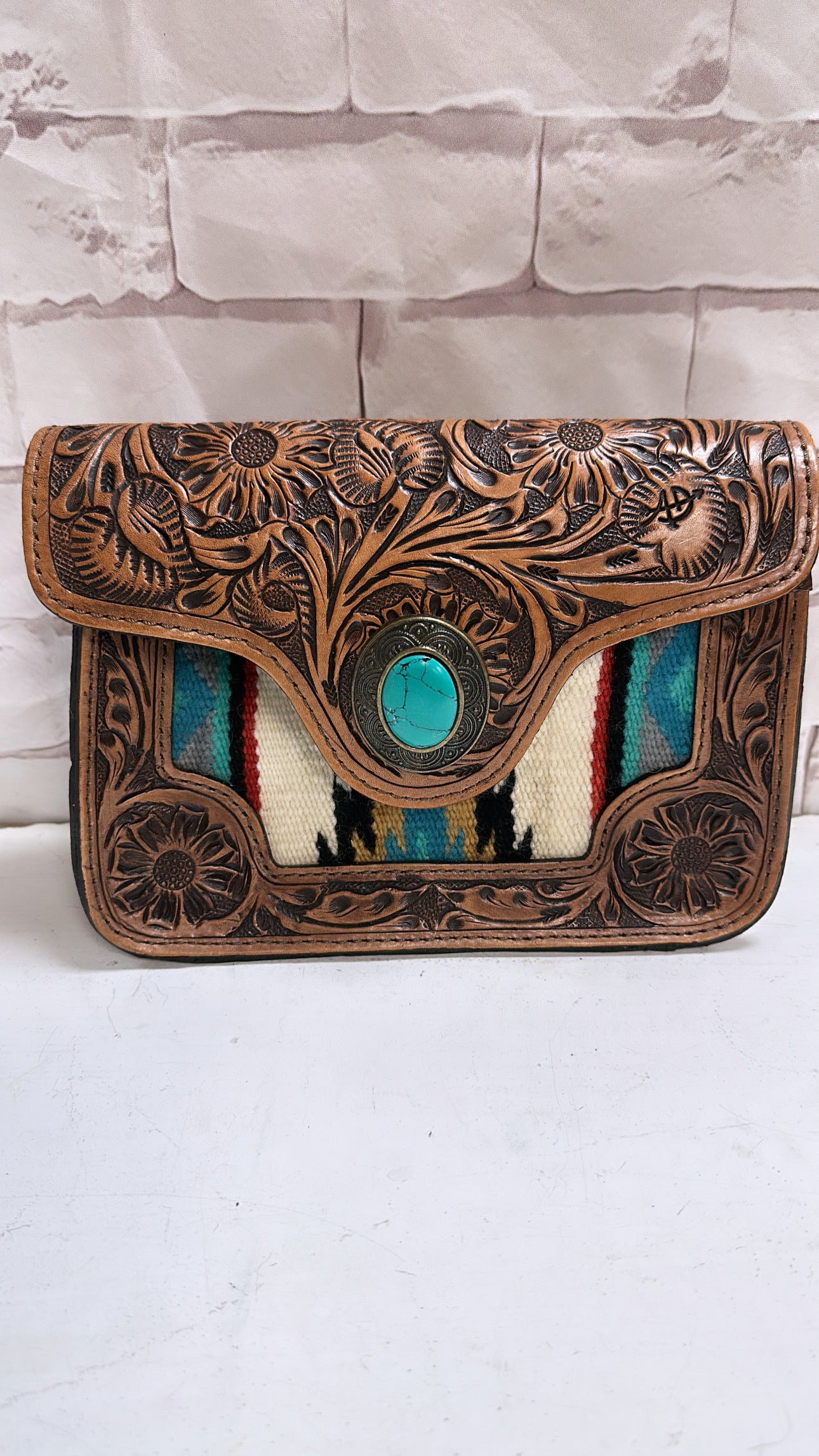 Crossbody bag