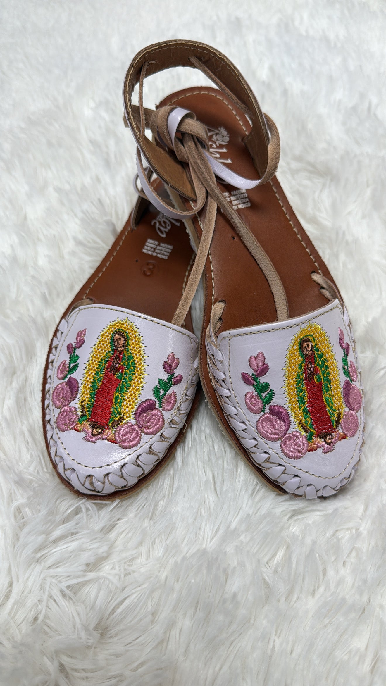 Virgencita huaraches