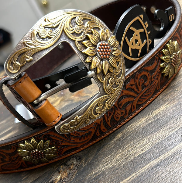 Ariat belt