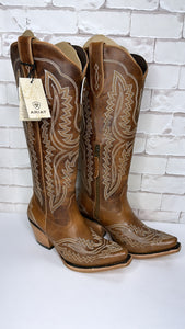 Ariat Casanova