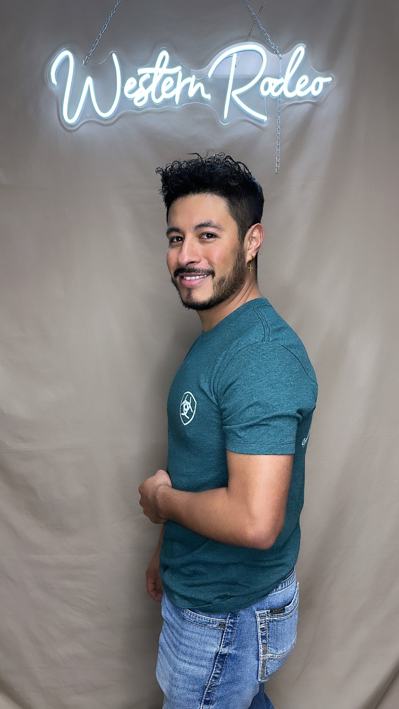 Ariat tshirt