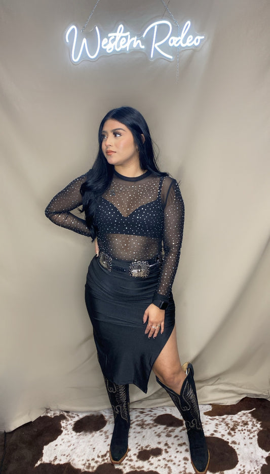 Diamond black top