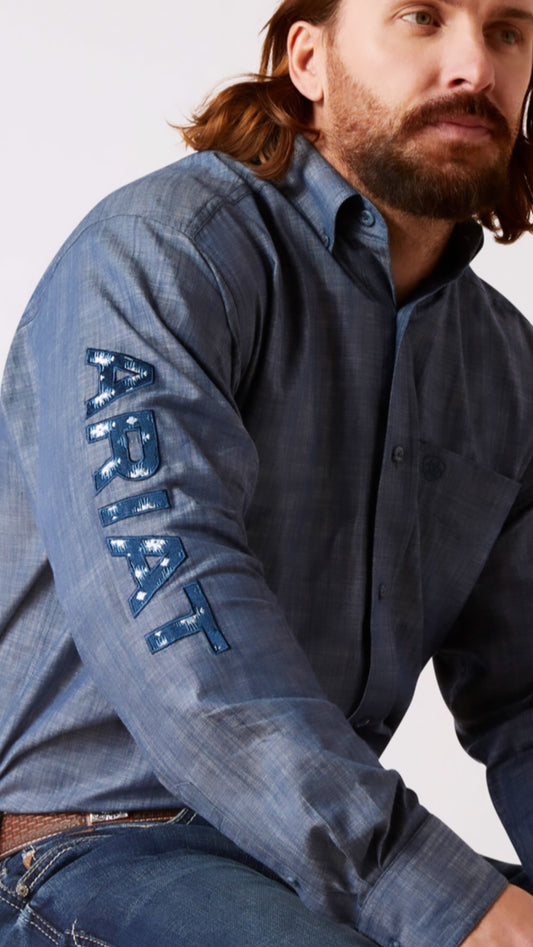 Ariat team logo