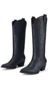 Women black boots