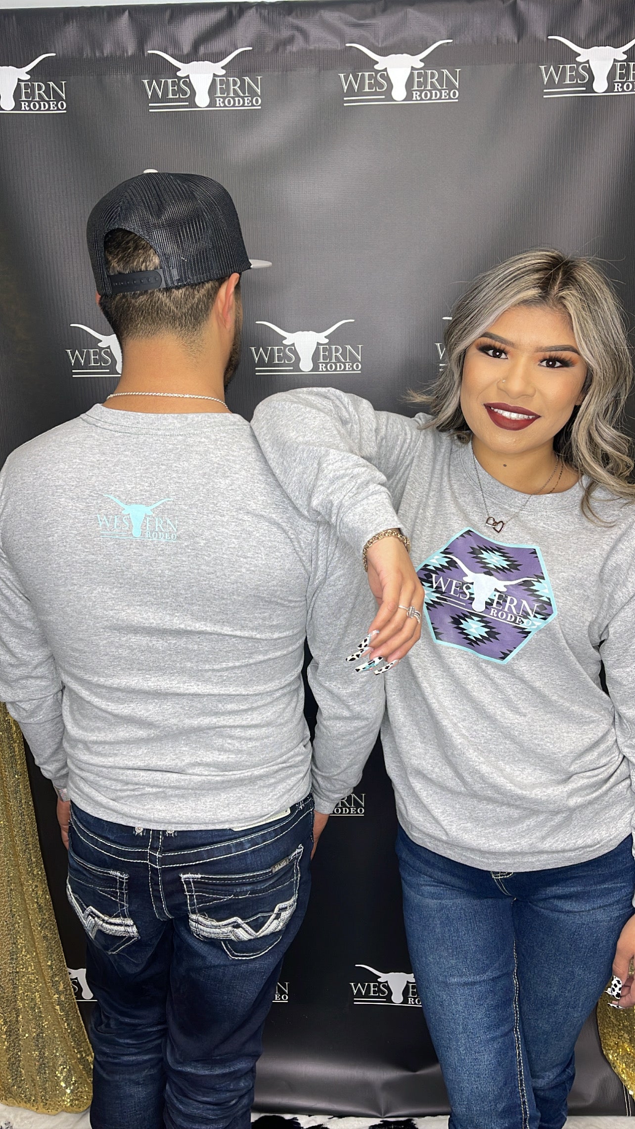 Unisex Grey logo Aztec