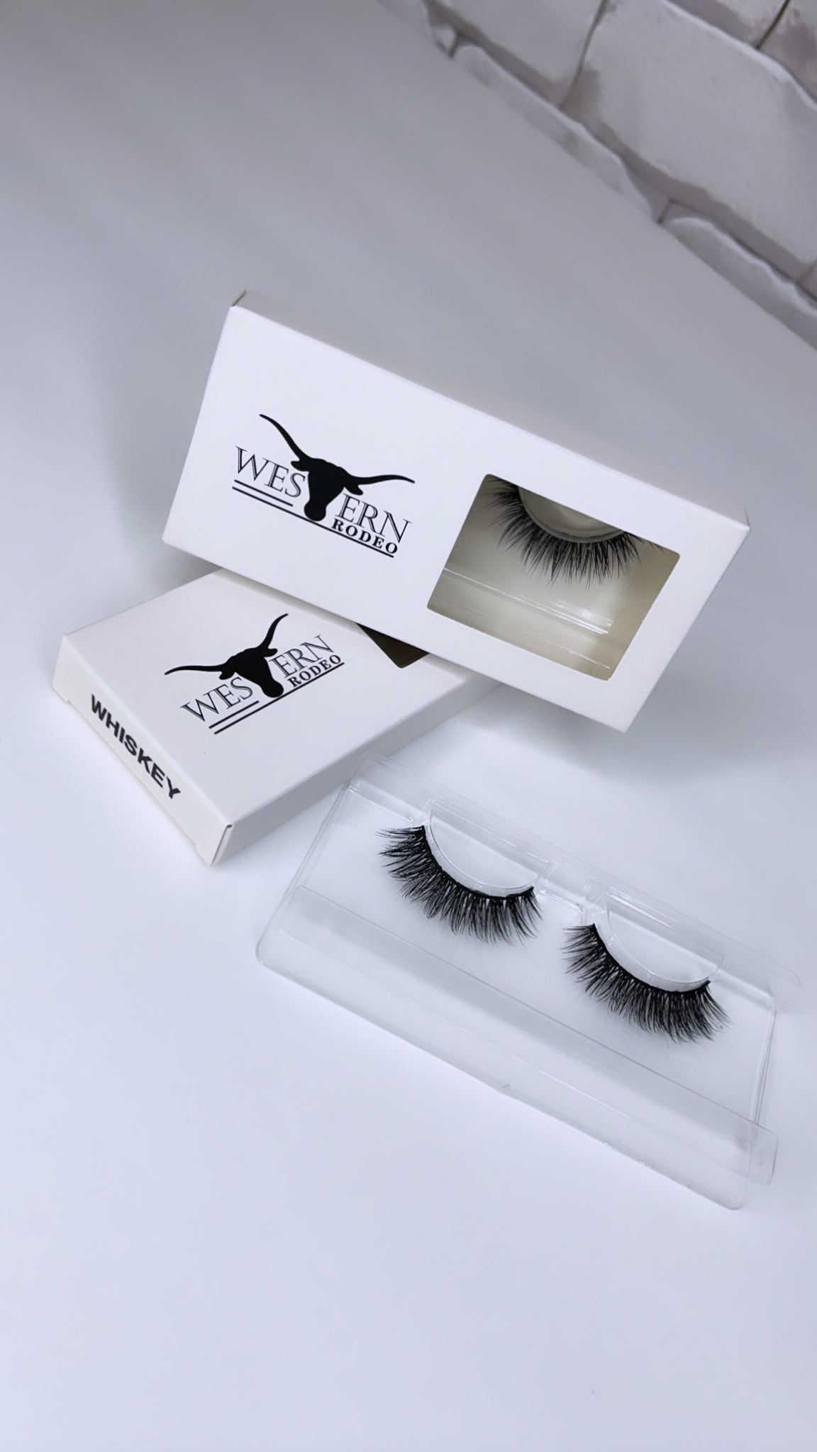 Lashes “WHISKEY”