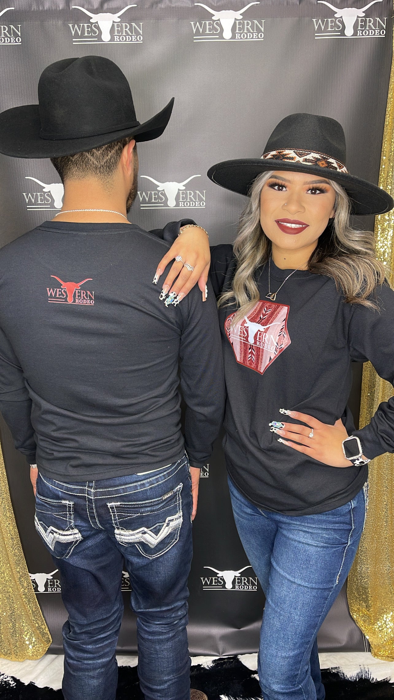 Unisex black logo Aztec